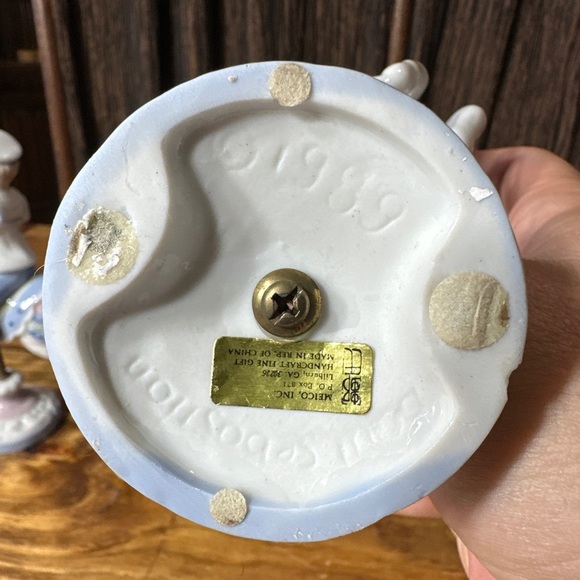 Matching 1990 Paul Sebastian Porcelain Girl/Boy On Carousel Horse old vintage! - Picture 10 of 10